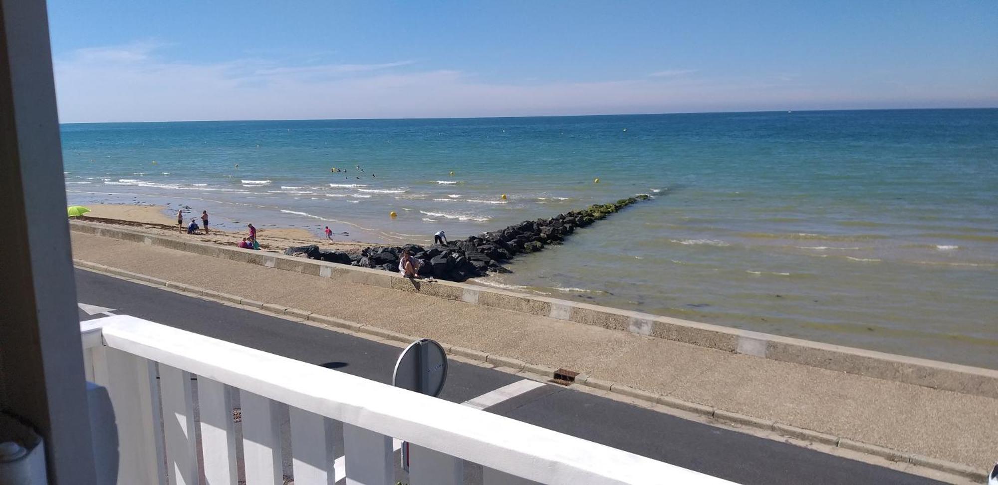 Vue Exceptionnelle En Front De Mer, 8 Personnes Ver-sur-Mer Exterior foto