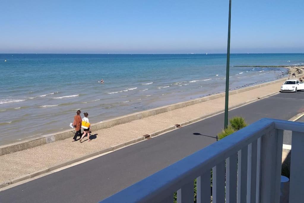 Vue Exceptionnelle En Front De Mer, 8 Personnes Ver-sur-Mer Exterior foto
